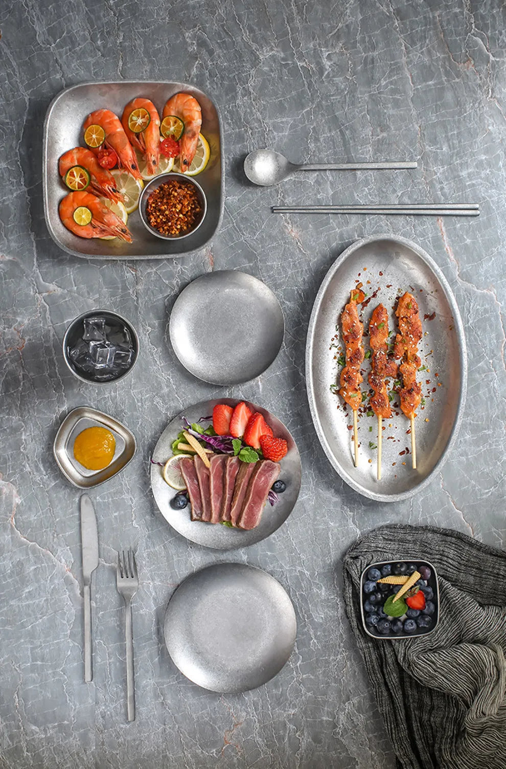 Retro Cutlery Set Plates Dinnerware Bowls Dining Plates Sauce Dish Fruit Bowl Double Wall Cup 304 Stainless Steel Cutlery