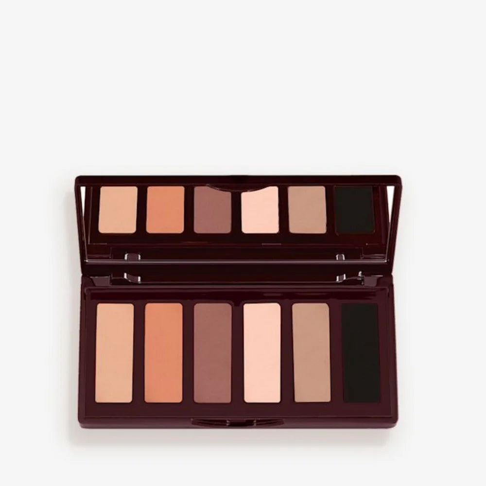 Charlotte Tilbury Cosmetics Flawless Liquid Highlighter Moisturises Skin Luxury Palette Satin-matte Shimmer Metallic Finishes